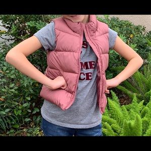 Old Navy 3T toddlers puffer vest